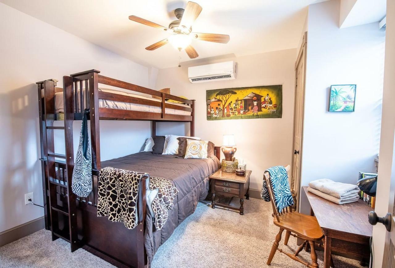 10 Min To Town Center & Wedding Venues W Walkscore 96 & Super Fast Wifi Lancaster