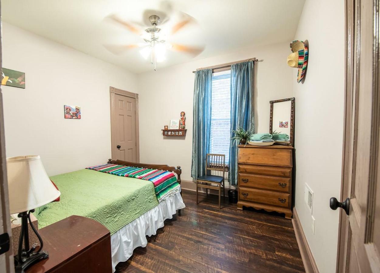 Apartment 10 Min To Town Center & Wedding Venues W Walkscore 96 & Super Fast Wifi *