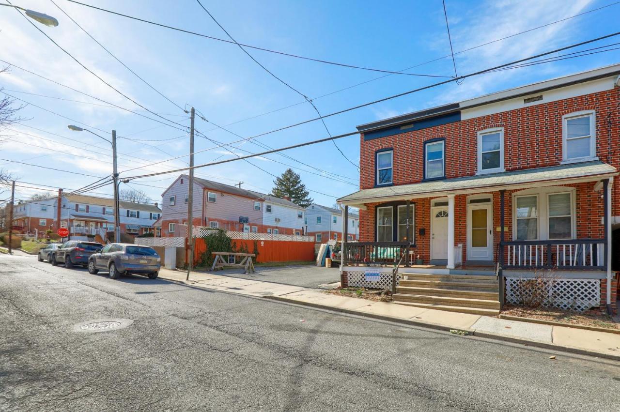 Apartment Newly Updated Charming Backyard & Grill Lancaster