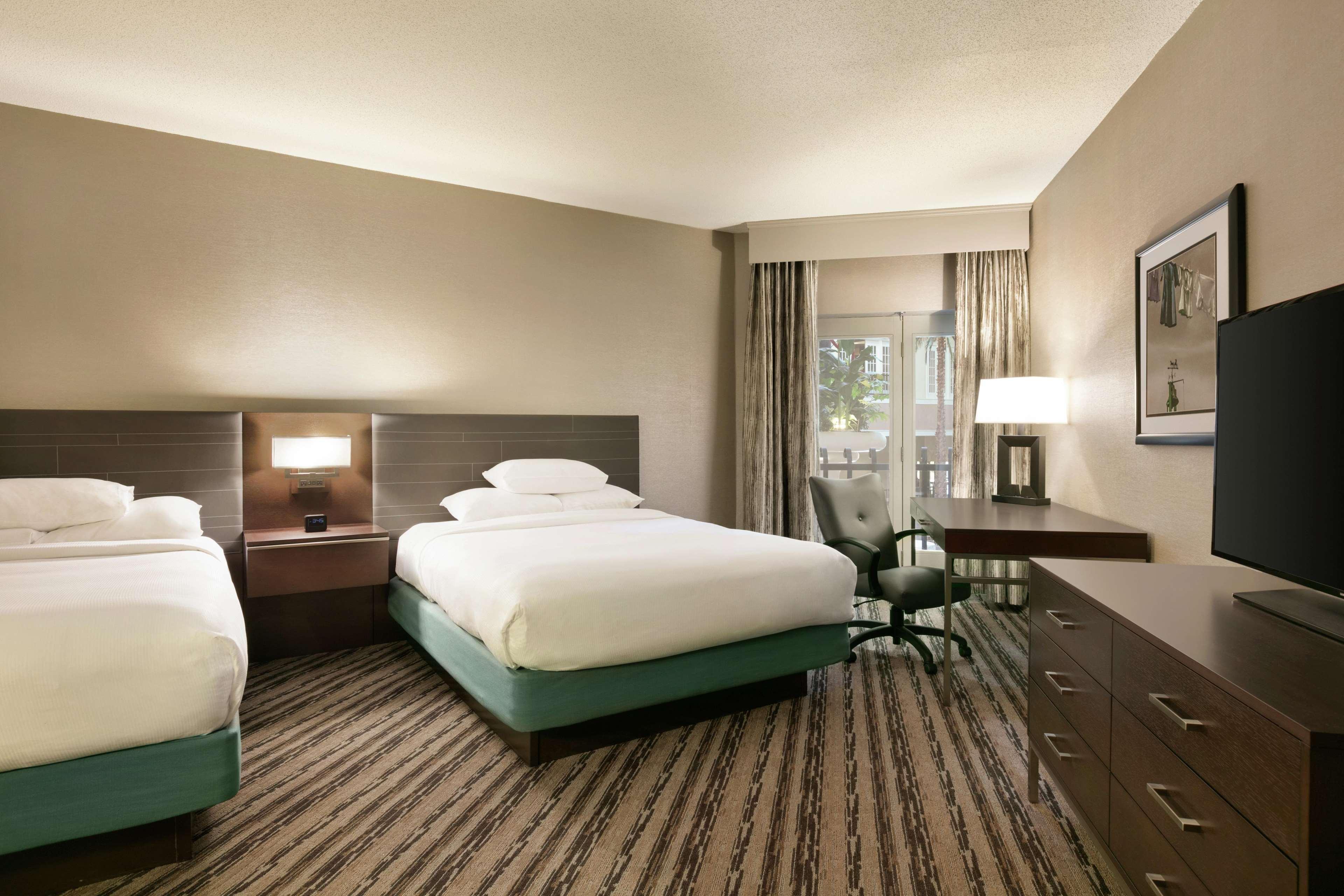 Doubletree By Hilton Lancaster