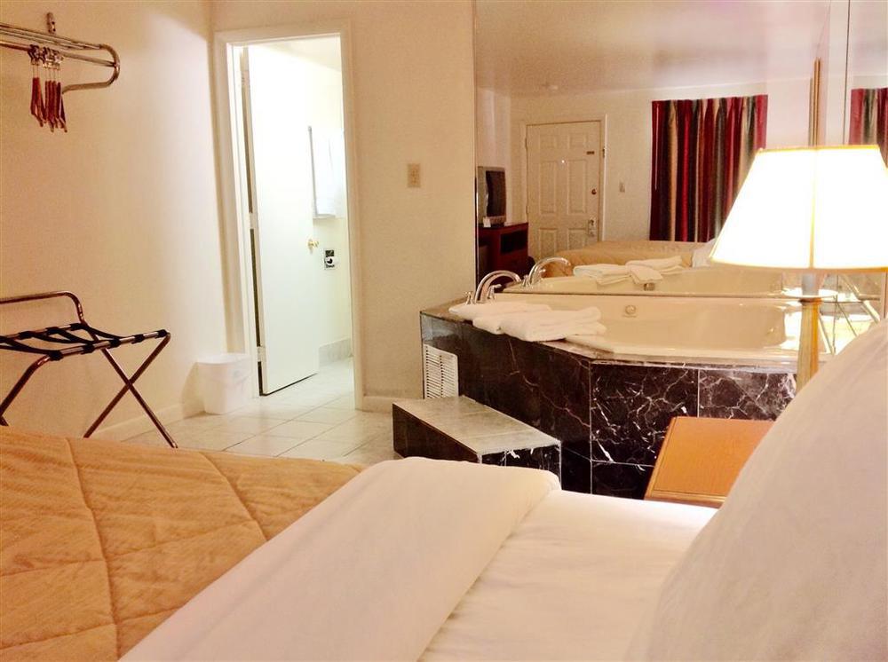 America's Value Lancaster Motel 2*