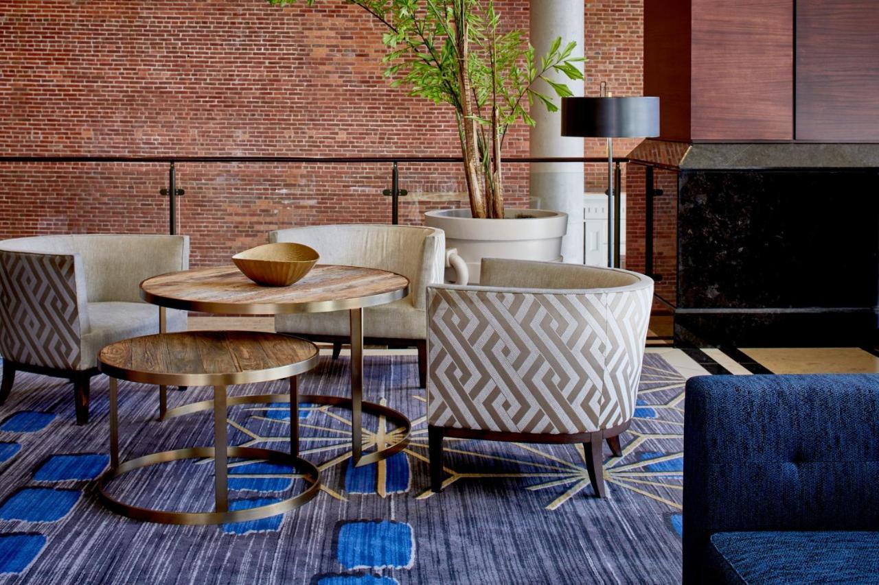 Marriott At Penn Square Hotel 3*