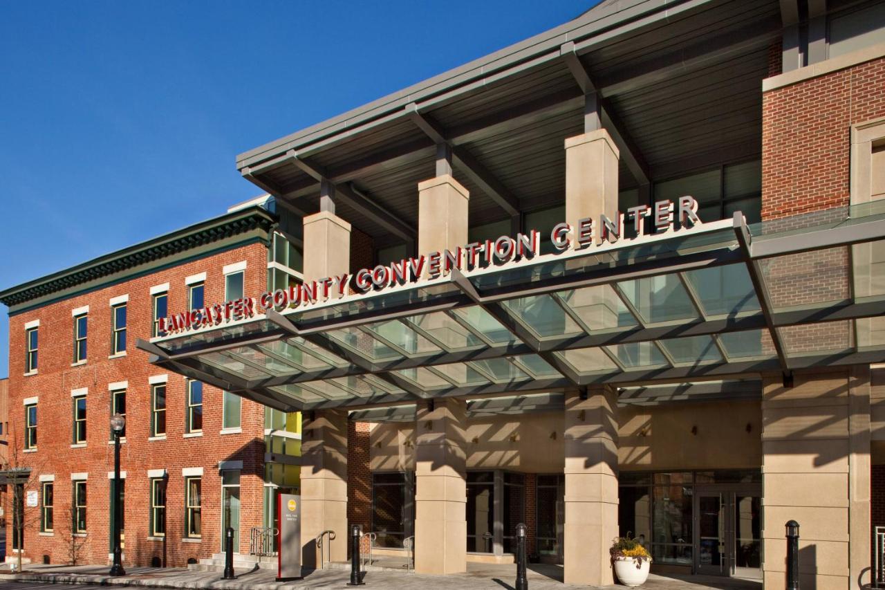 Marriott At Penn Square Hotel 3*