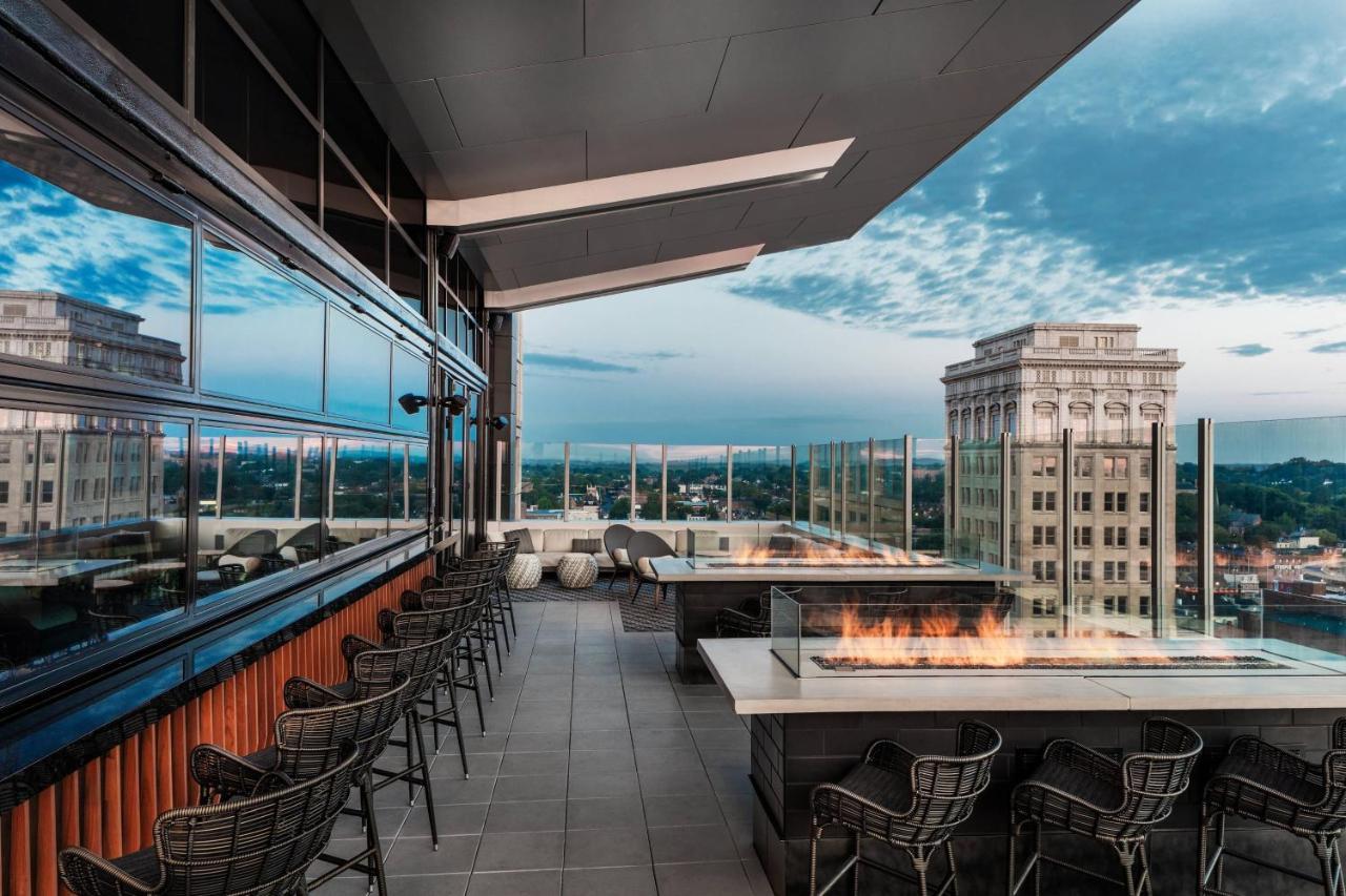 Marriott At Penn Square Hotel 3*