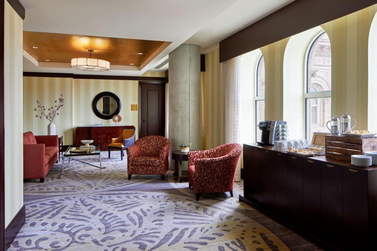 Marriott At Penn Square