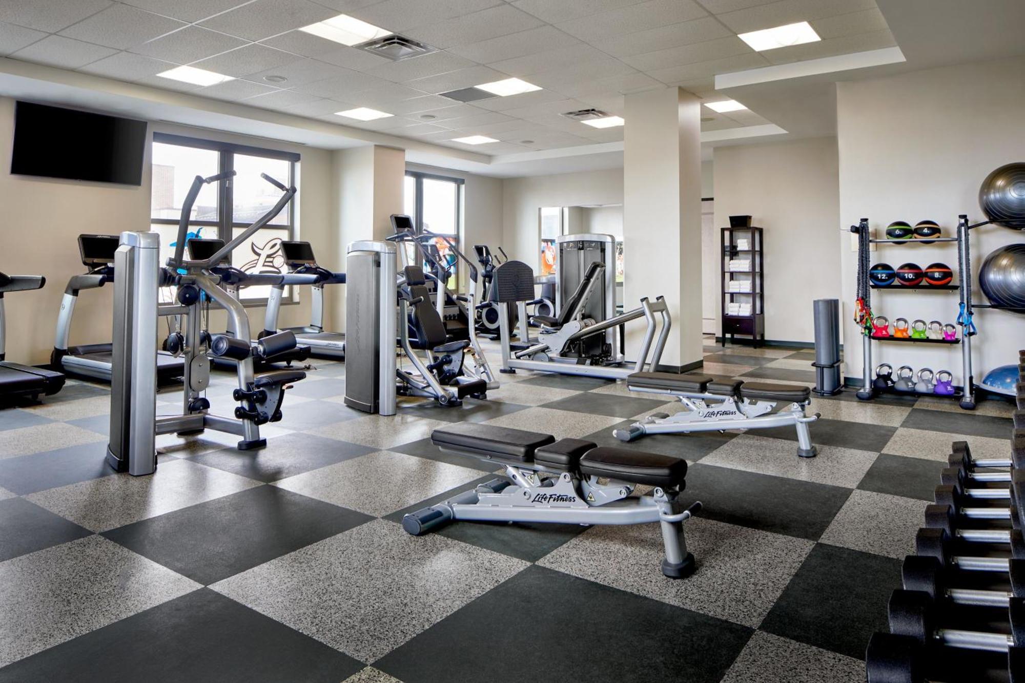 Hotel Marriott At Penn Square 3*