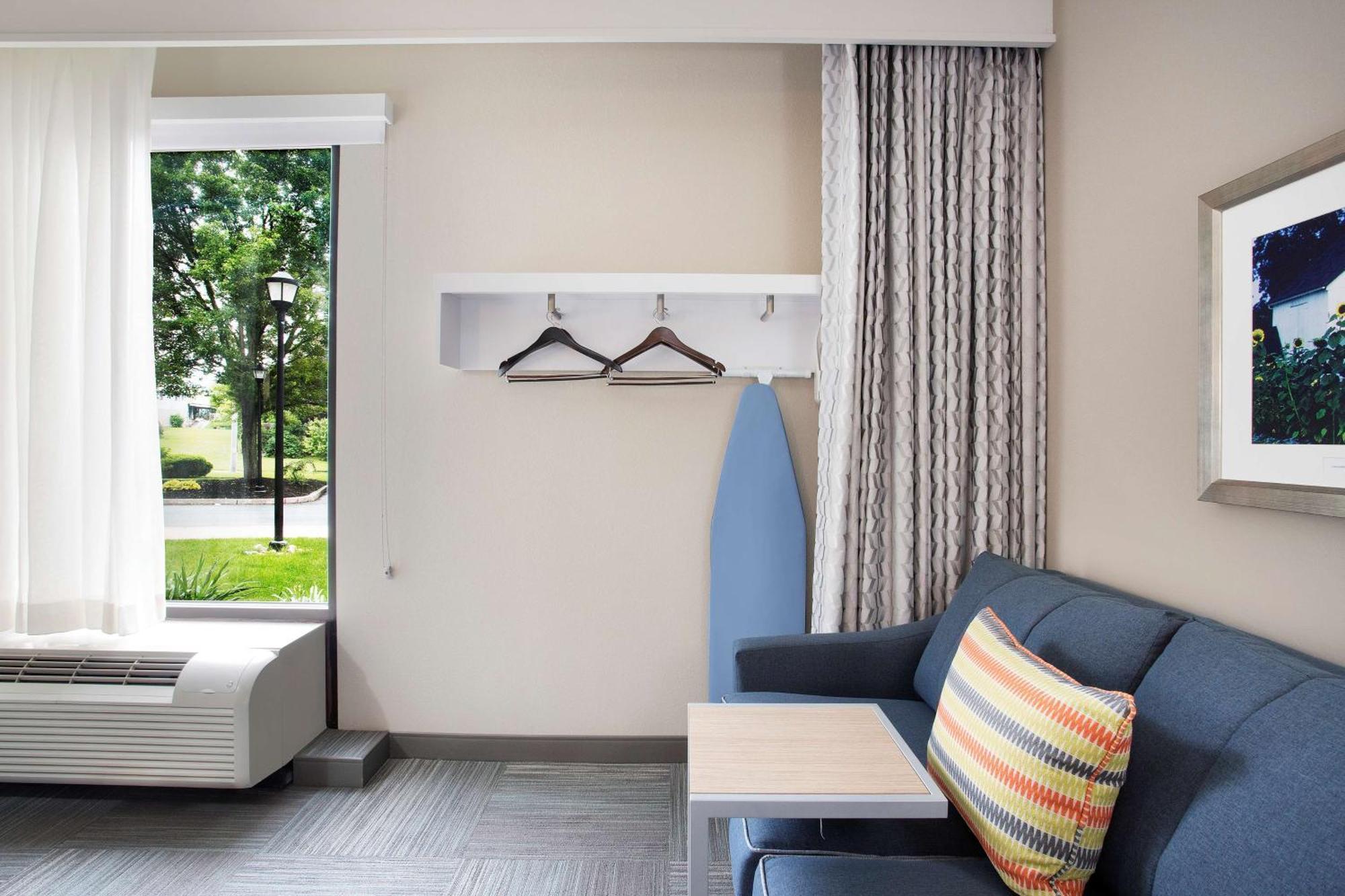 Hampton Hotel 3*
