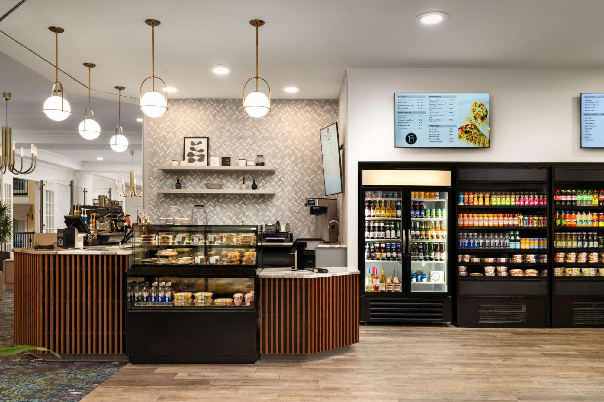 Doubletree By Hilton Lancaster Resort 4*
