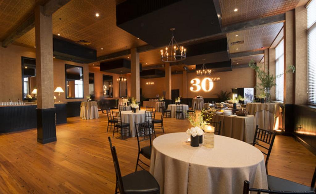 Cork Factory Hotel 3*