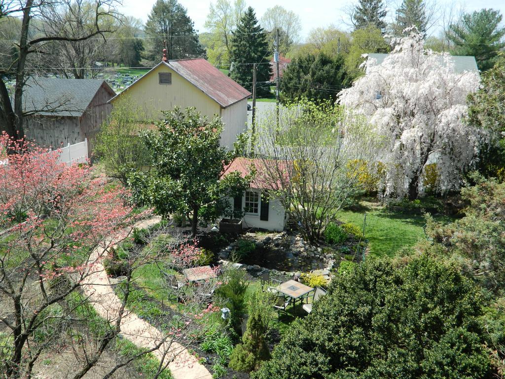 Ej Bowman House Bed & Breakfast