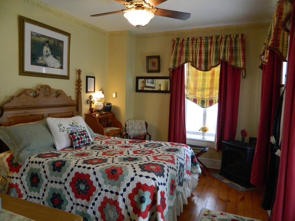 Bed & Breakfast Ej Bowman House Bed & Breakfast