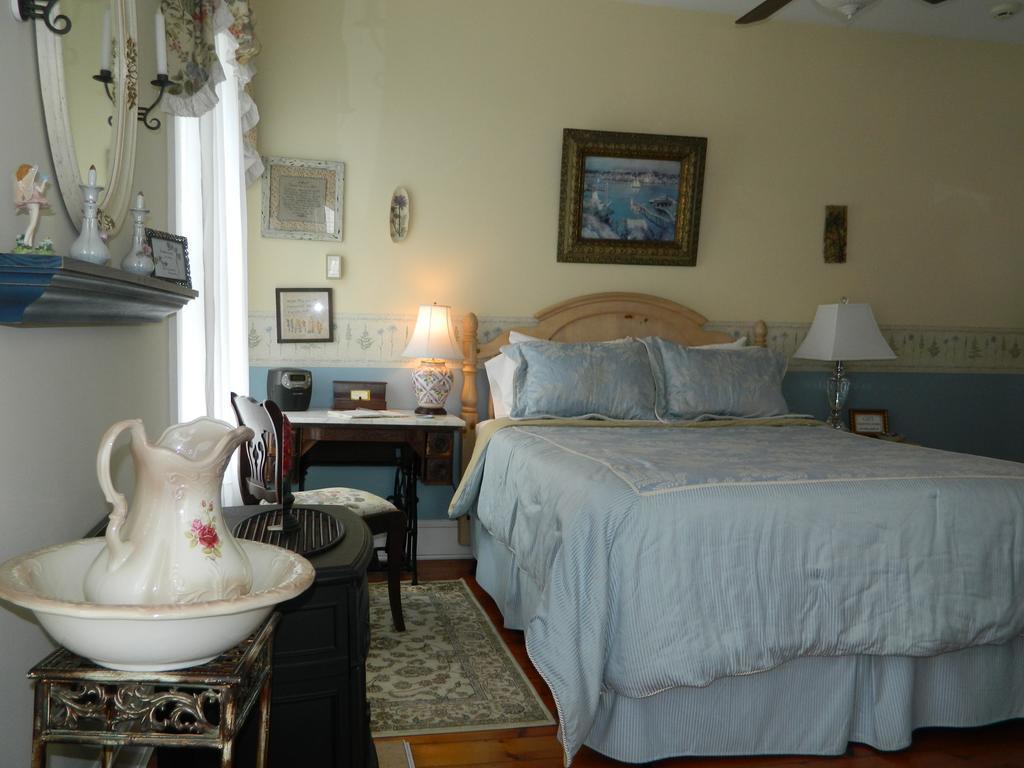 Ej Bowman House Bed & Breakfast Bed & Breakfast Lancaster
