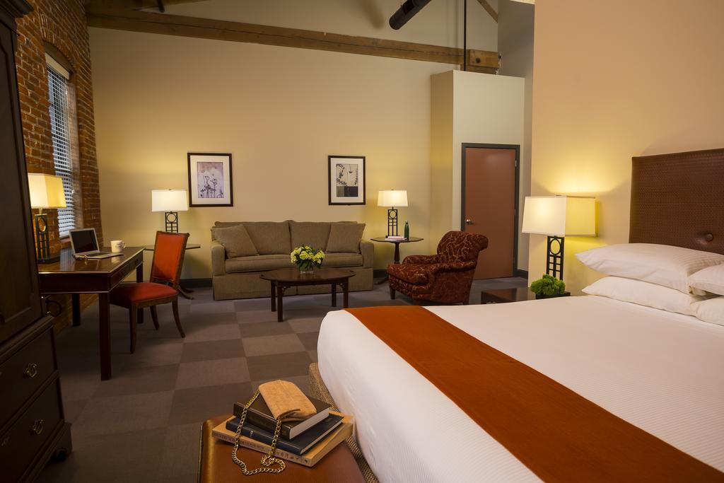 Hotel Cork Factory 3*