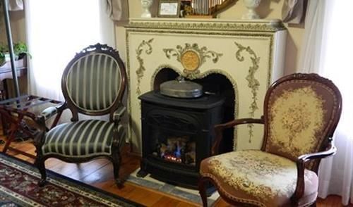 Ej Bowman House Bed & Breakfast