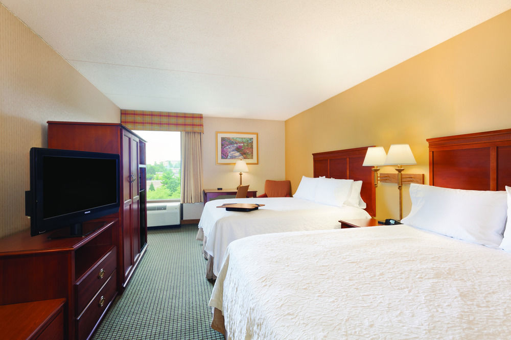 Hotel Hampton 3*