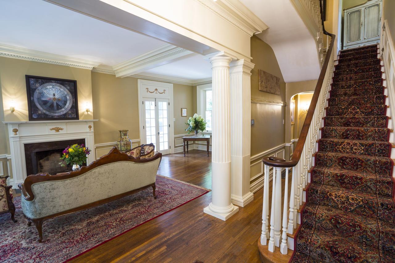 Bed & Breakfast Hollinger House