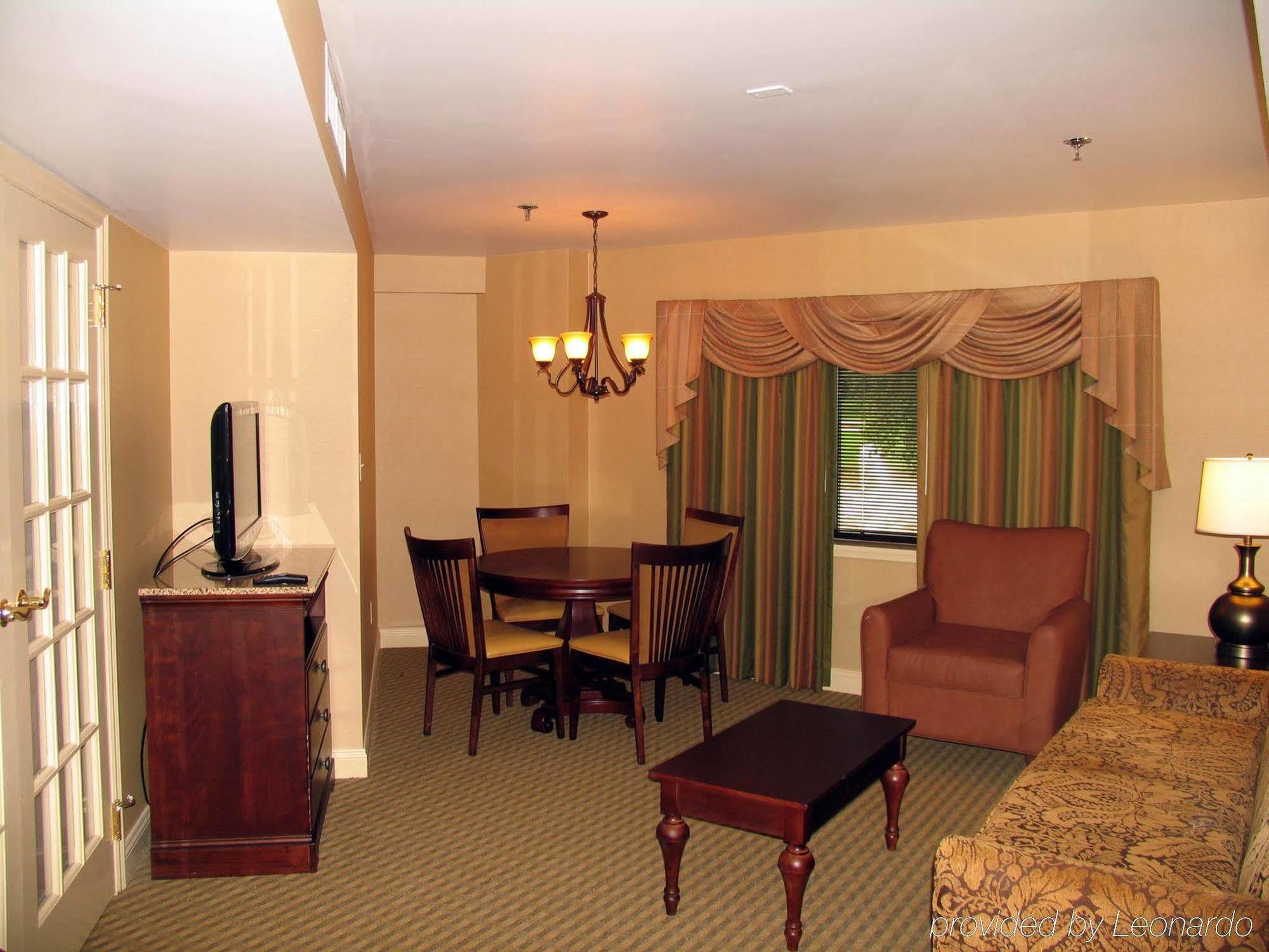 Doubletree By Hilton Lancaster Willow Street