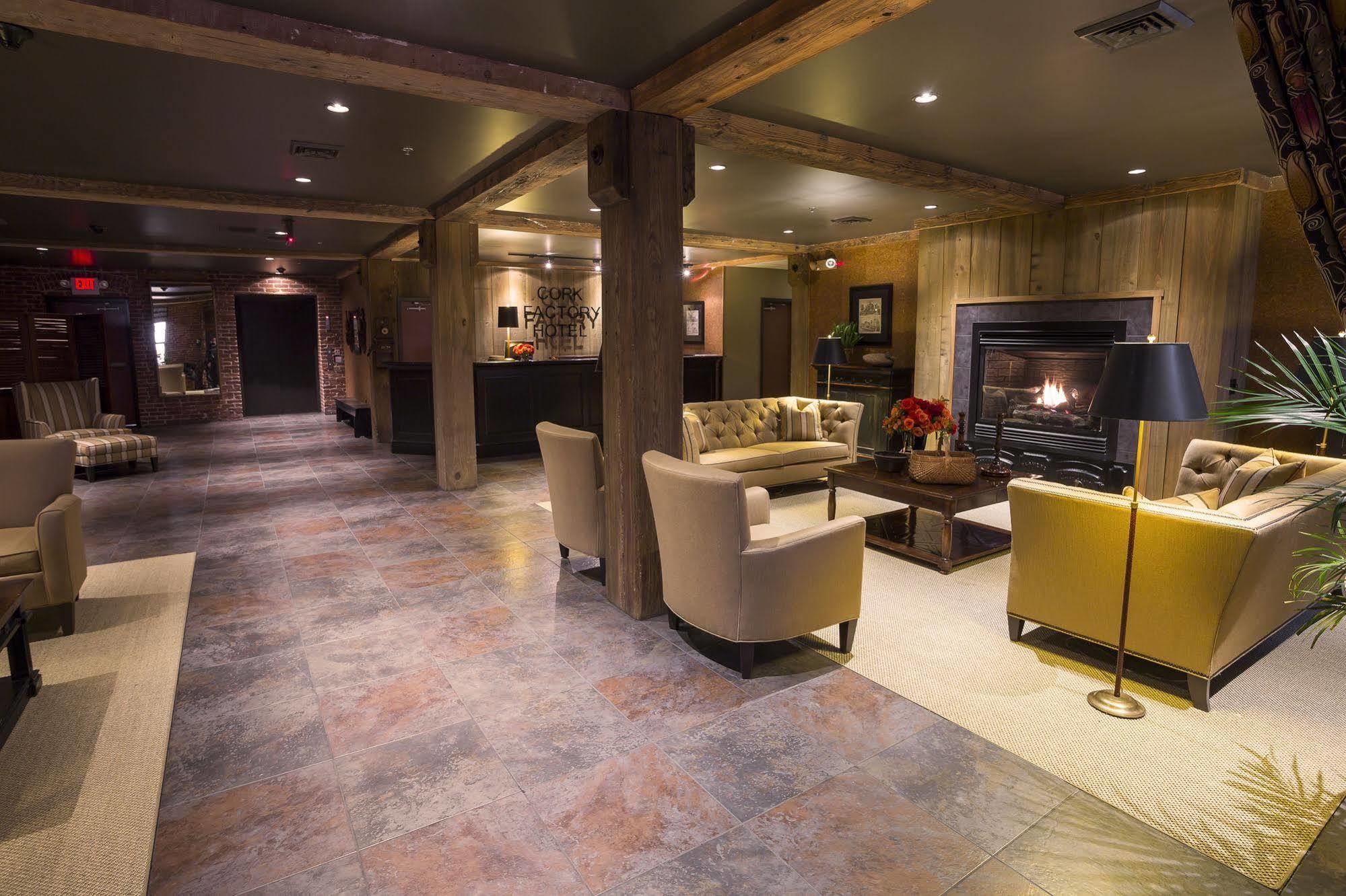 Cork Factory 3* Lancaster