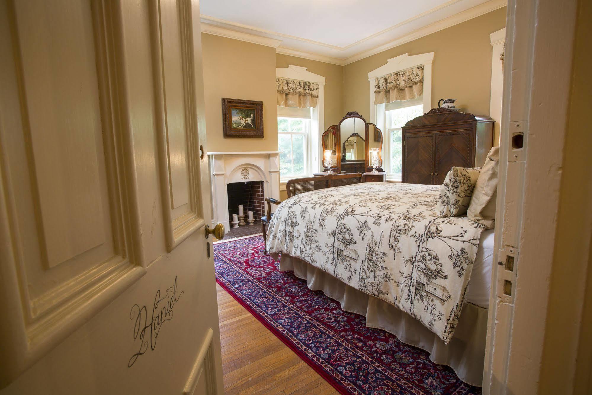 Hollinger House 3* Lancaster