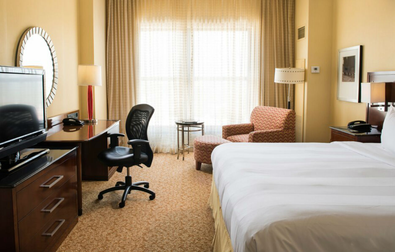 Marriott At Penn Square Hotel